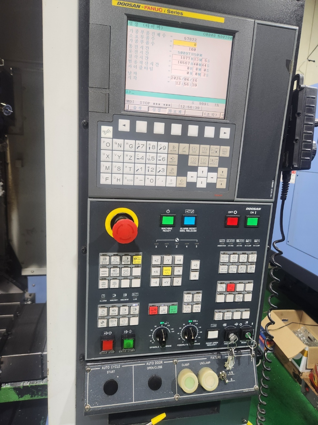 두산 탭핑센터 T4000L 12K (2015년 11월)