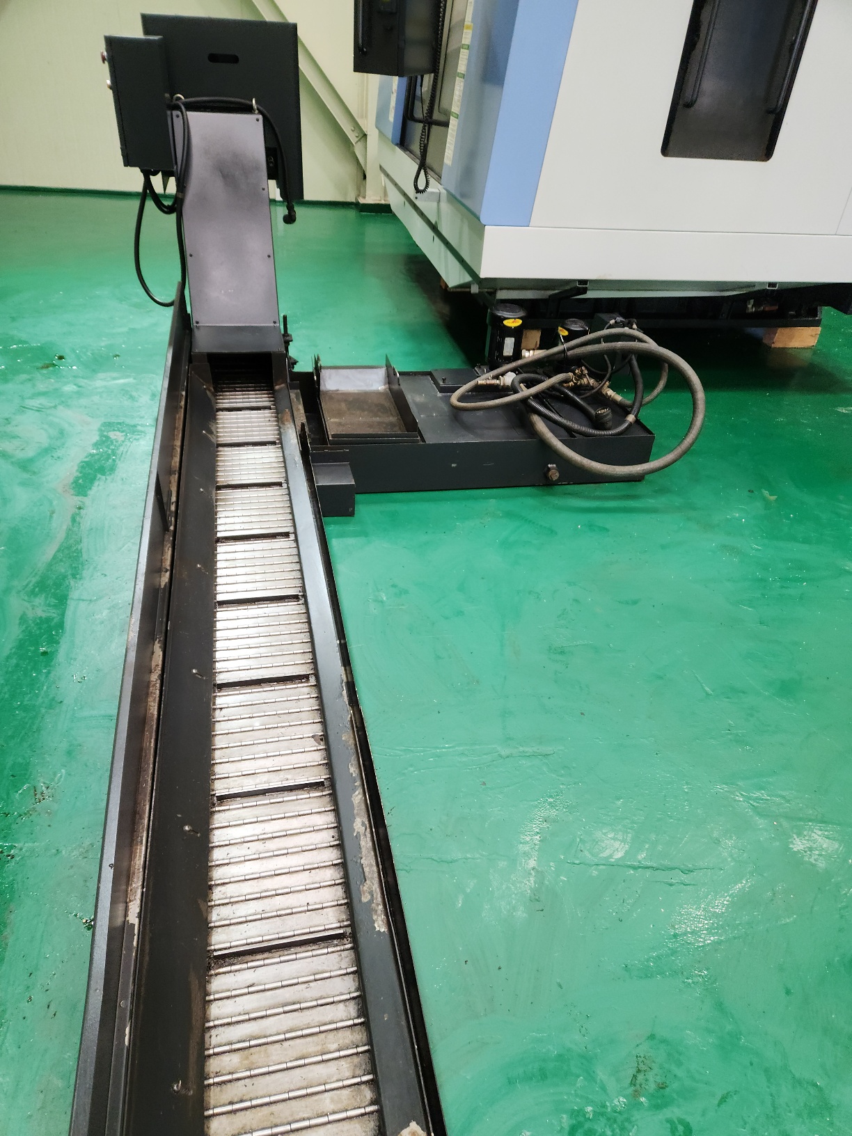 두산 머시닝센터 MYNX650 (2008년 5월)