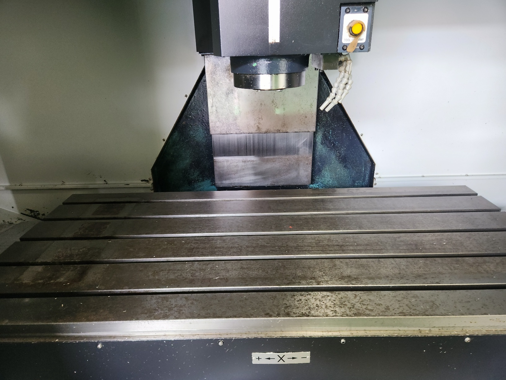 두산 머시닝센터 DNM-650PⅡ 12000RPM (2016년 1월)