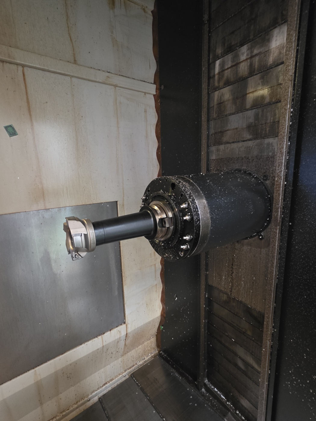 두산  호리젠탈 머시닝센터  HM-1250 (2018년 10월)