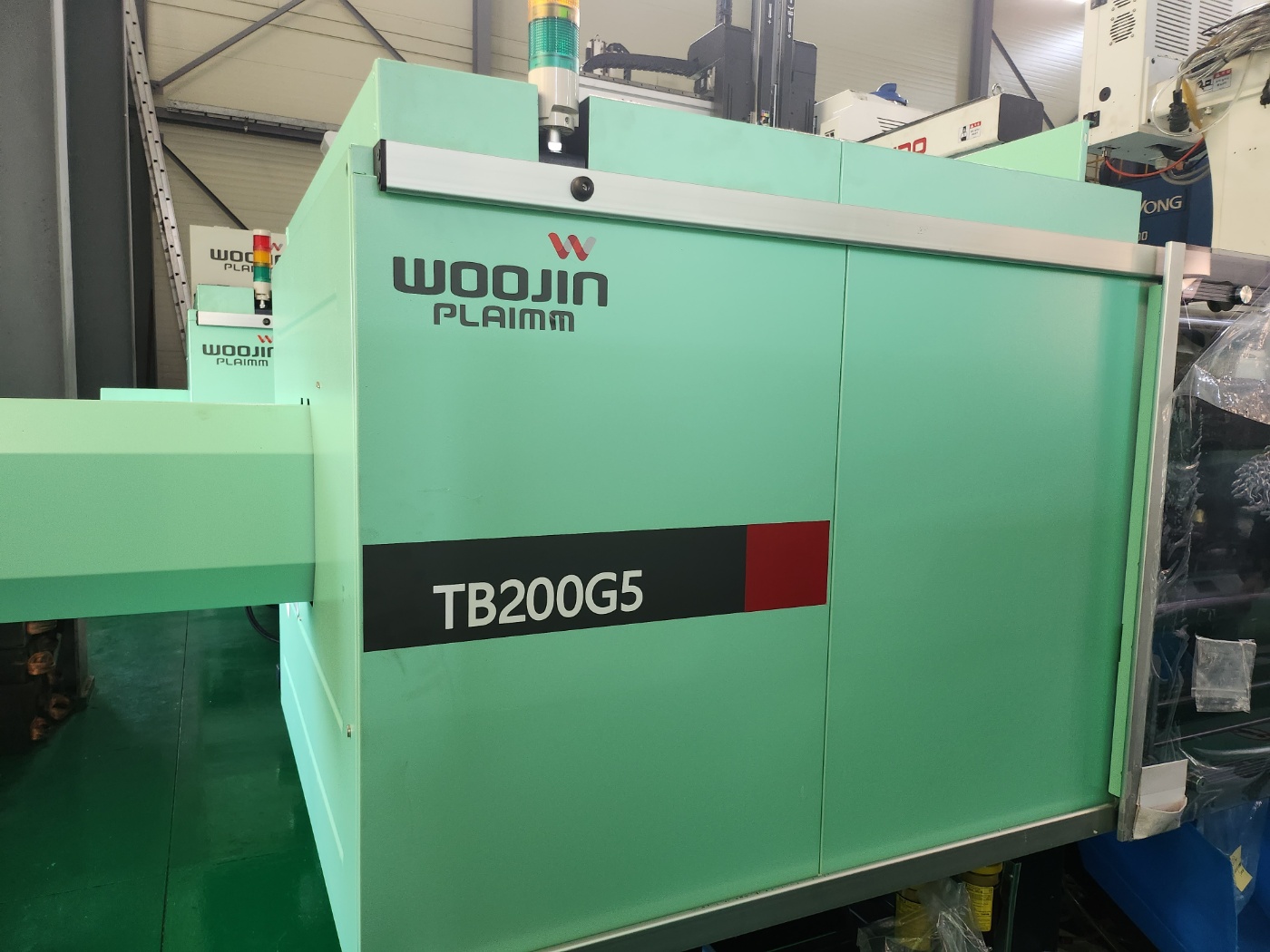 우진사출기 TB-200G5 200톤 하이브리드타입 (2022년 3월)-동일사양 5식