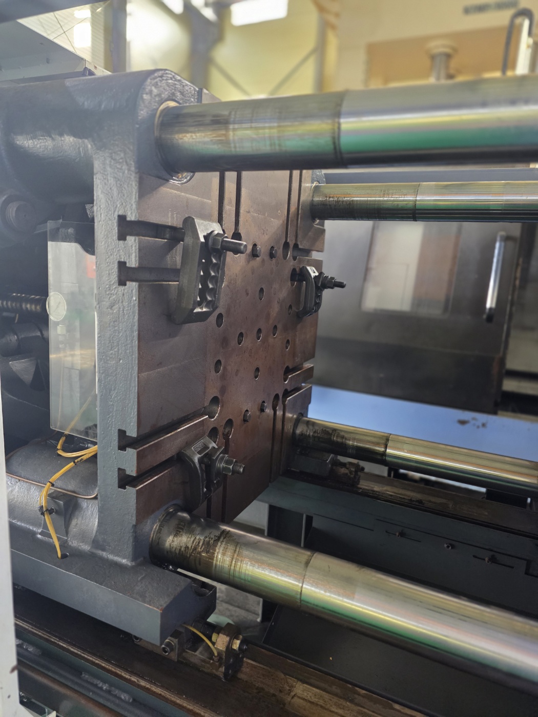 LS엠트론 전동사출기 220톤 WIZ-220E (2018년 7월)  동일사양 2식