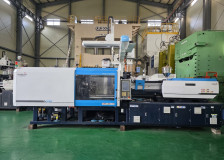 우진사출기 380톤 TB-380S 하이브리드 타입 (2018년 8월)