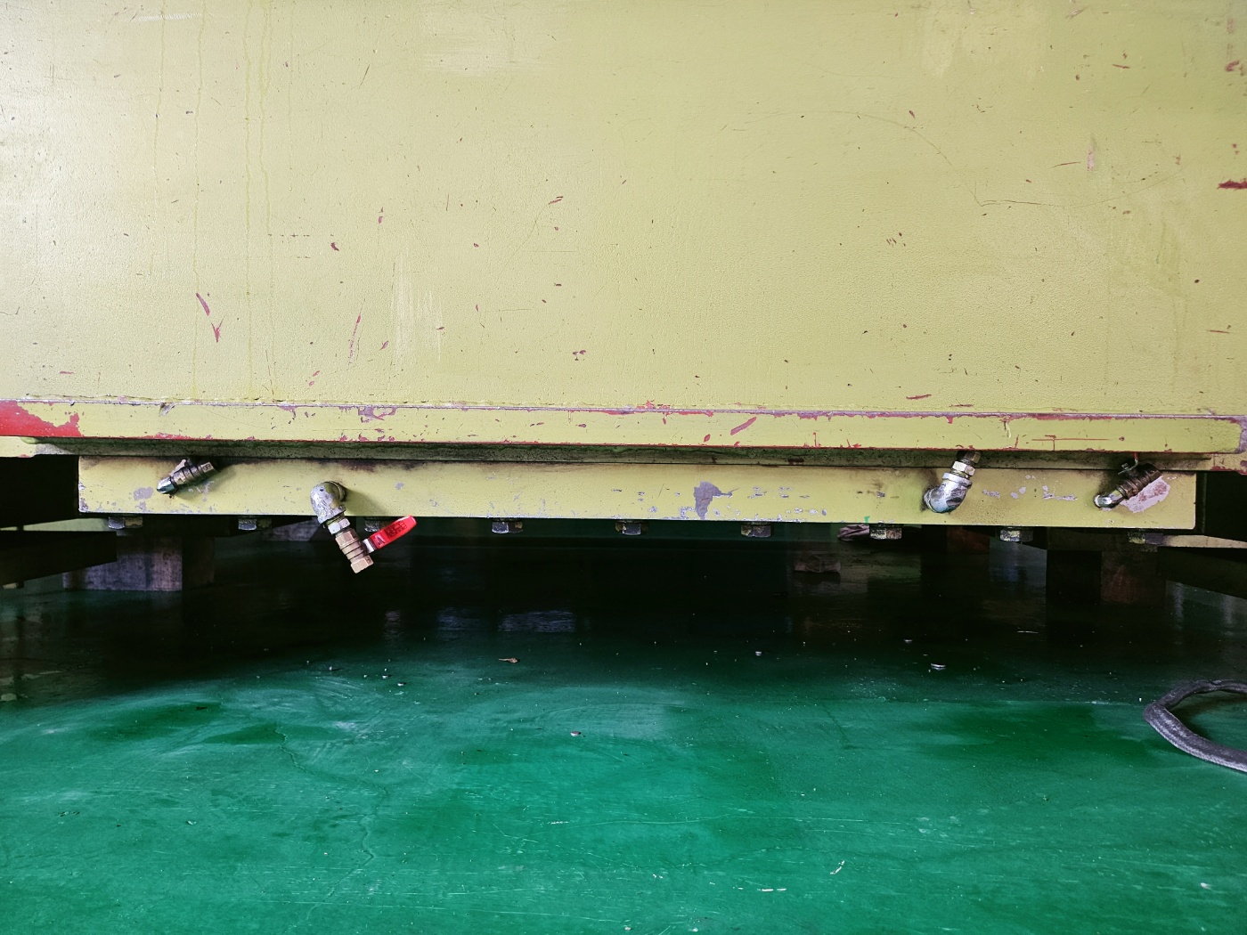 J&H(한얼) C형더블프레스 300톤-다이쿠션 有 (2018년 7월)