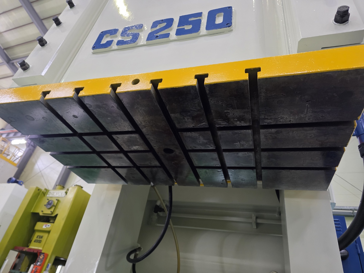 심팩프레스 250톤  CS-250 다이쿠션 有 (2013년 9월)