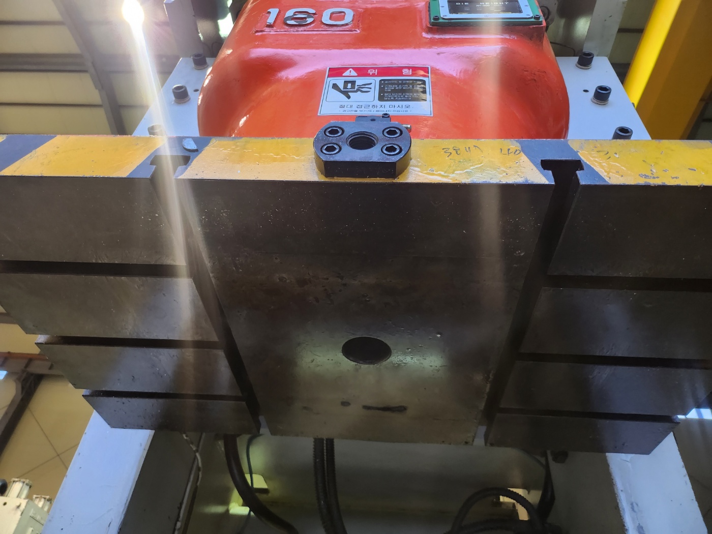 화일 C형프레스 160톤 (2007년 9월)