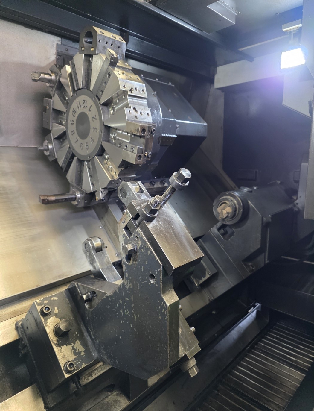 두산/PUMA4100B/15인치