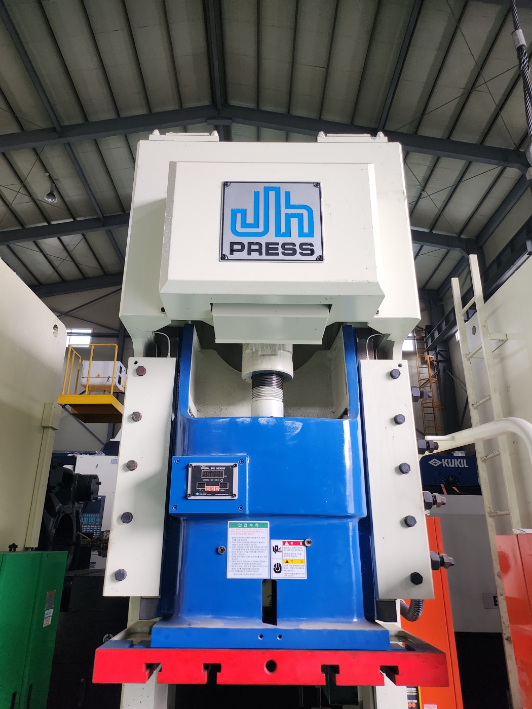 J&H(한얼)  C형프레스 110톤 (2022년 8월)  동일사양 3식
