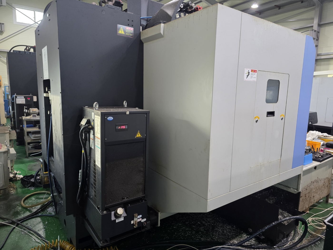 두산 머시닝센터 MYNX5400 II  12000RPM (2021년 8월) 현장판매합니다.