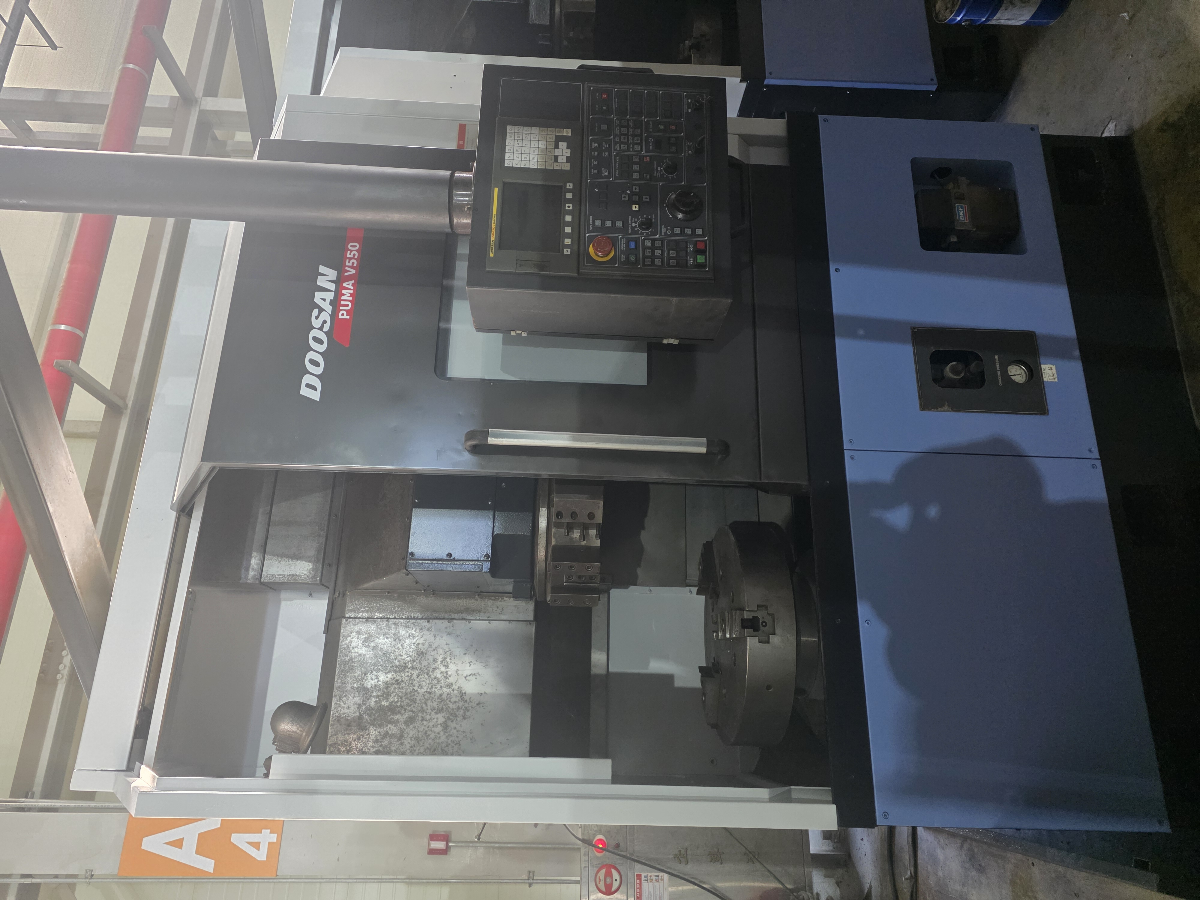 두산15인치 CNC수직선반 PUMA V-550 (2010년식)