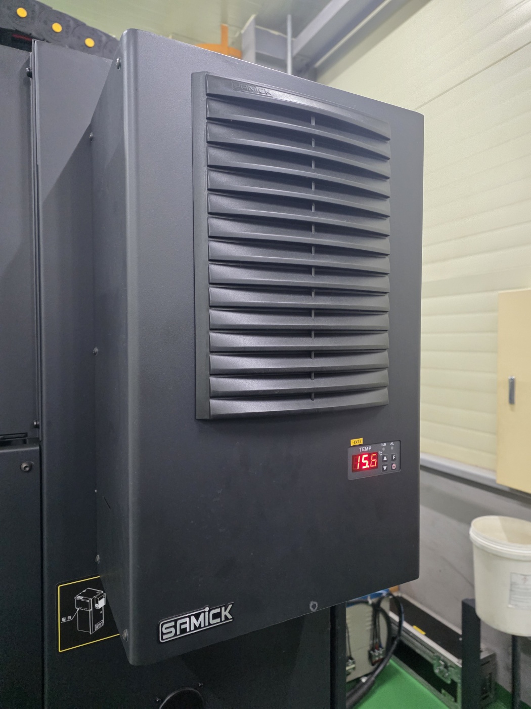 두산 머시닝센터 DNM6700 12000RPM (2019년 4월)