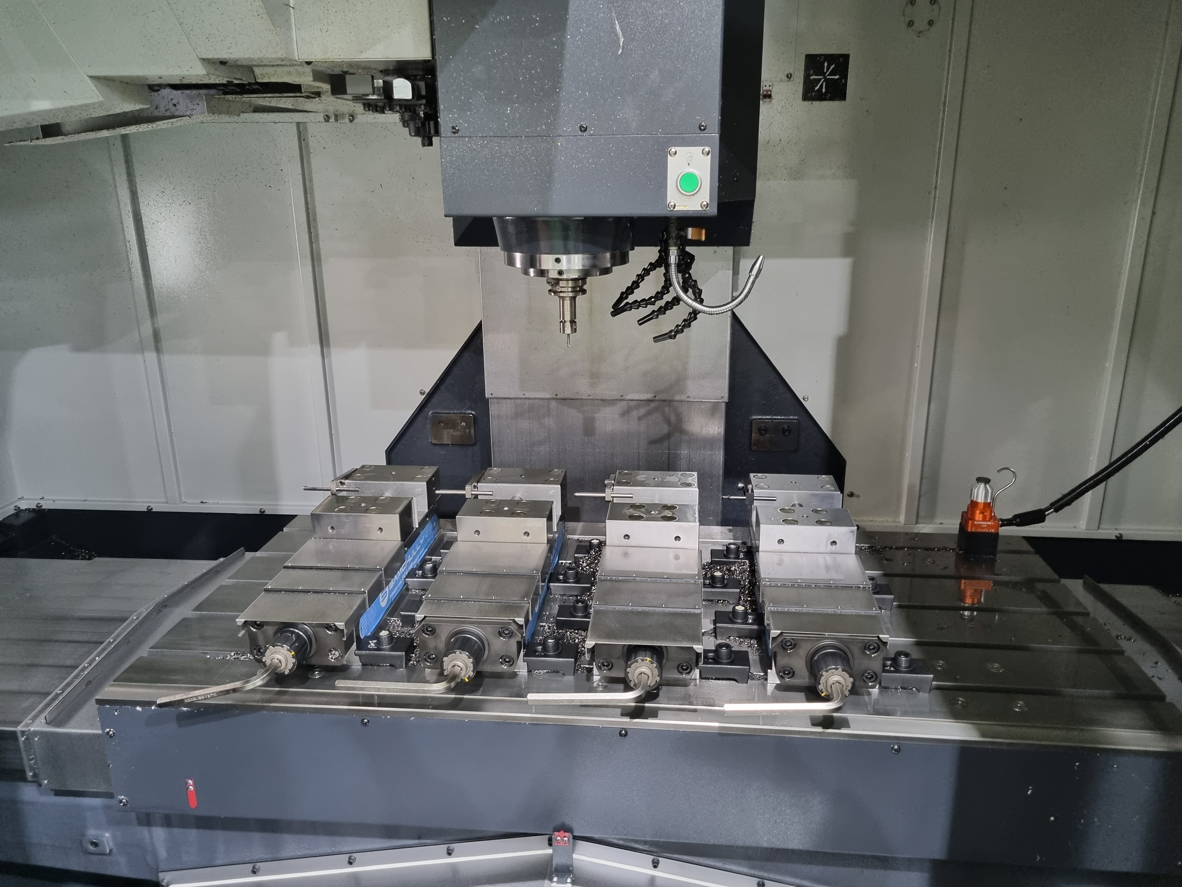 스맥 머시닝센터  HYST6700 (2024년 6월)