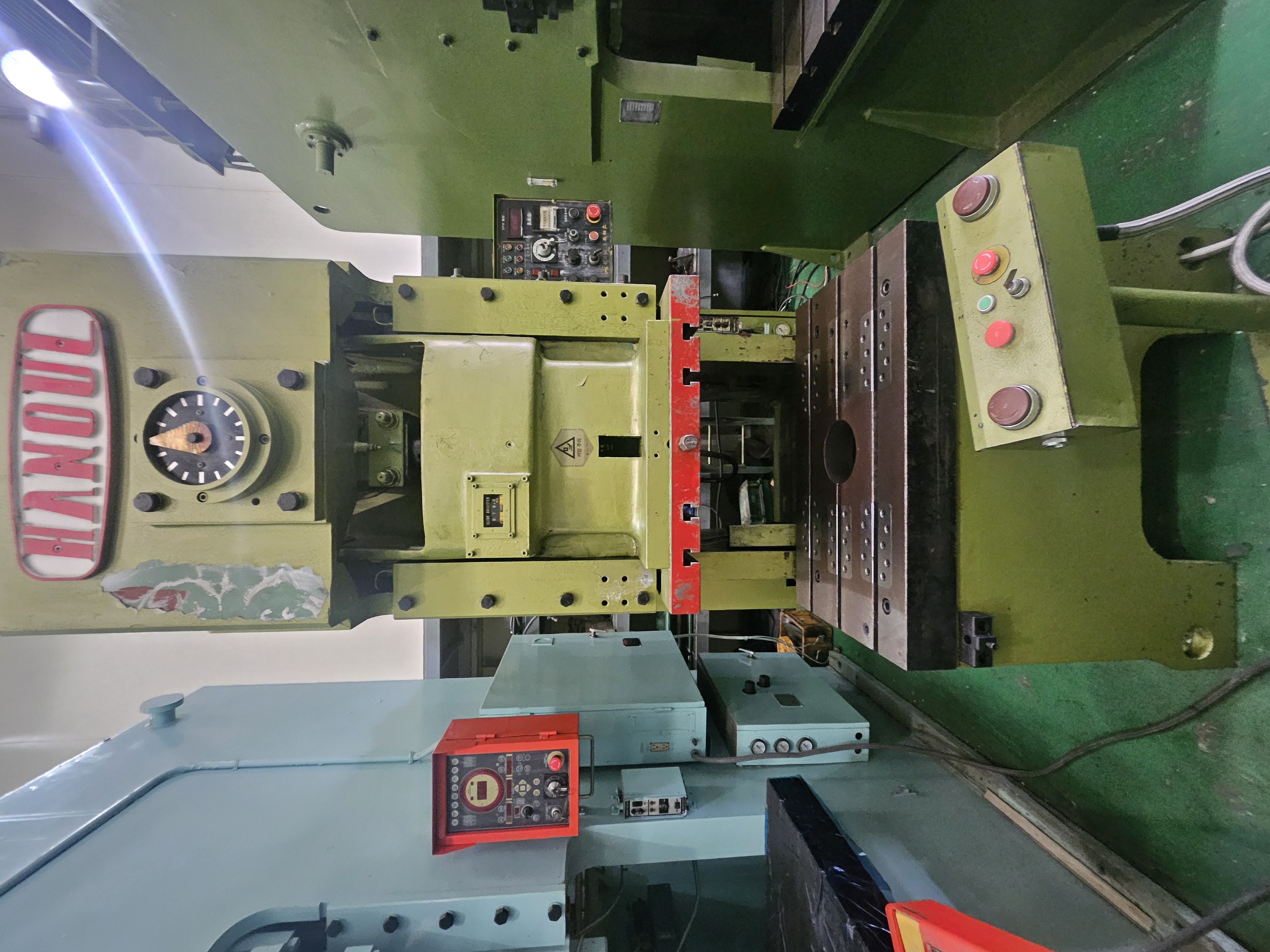 한얼 프레스 80톤(1999년 12월)