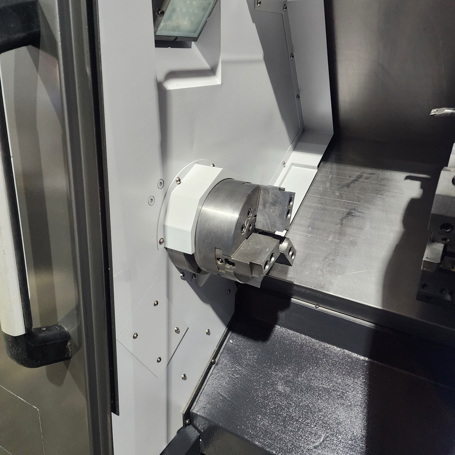 두산8인치 CNC선반 LYNX-220C-NT(2018년식) 3대