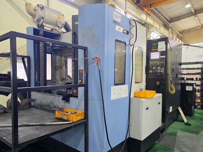 두산  호리젠탈 머시닝센터  HM-5000  (2016년 4월)