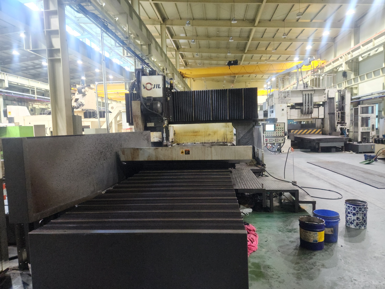 유일 평면연마기  문형타입 YGS-3018SCYZ  (2017년 9월)