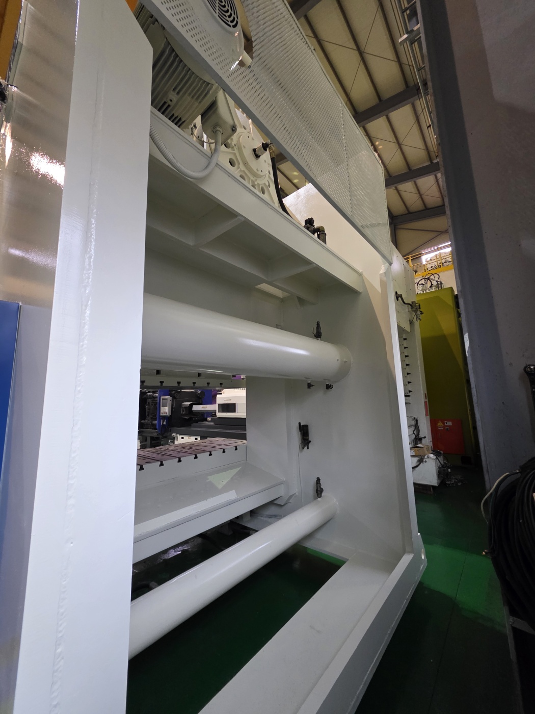 국일 C형 더블프레스 300톤-다이쿠션 有 (2005년 7월)