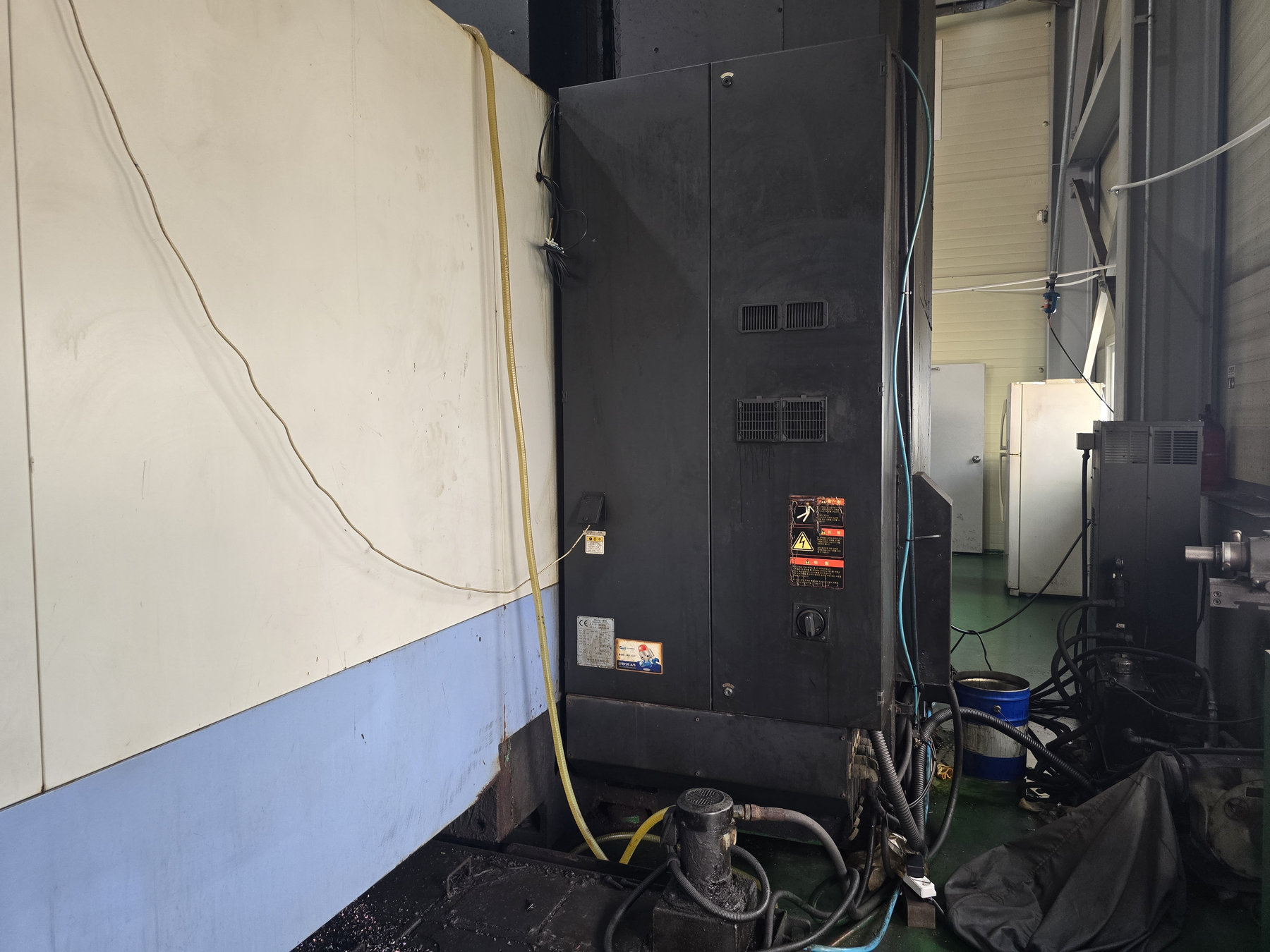 두산머시닝VM1260,두산머시닝센타VM1260,두산12호기VM1260,두산인프라코어머시닝VM1260,두산VM1260