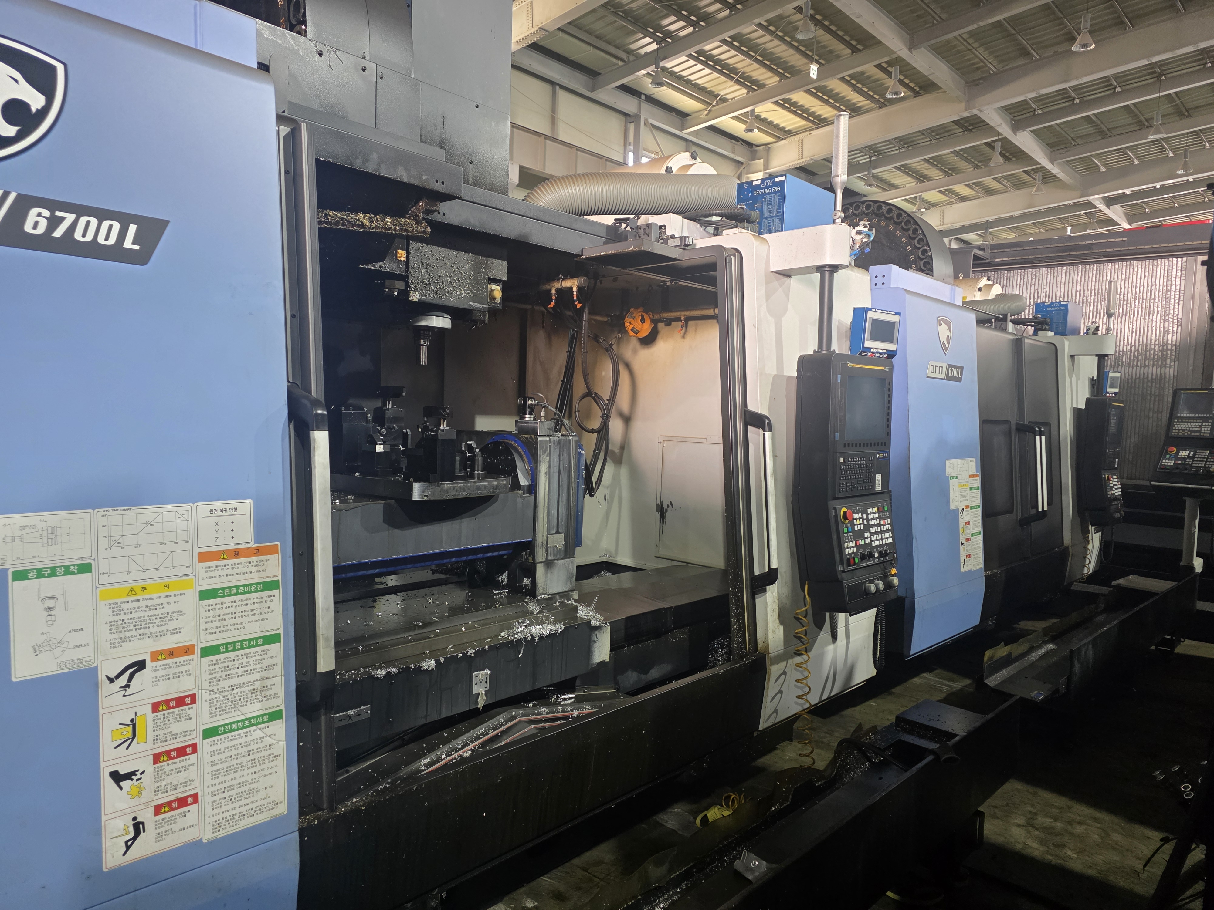 두산6.5호 머시닝센타 DNM-6700L(2023년식) 4대