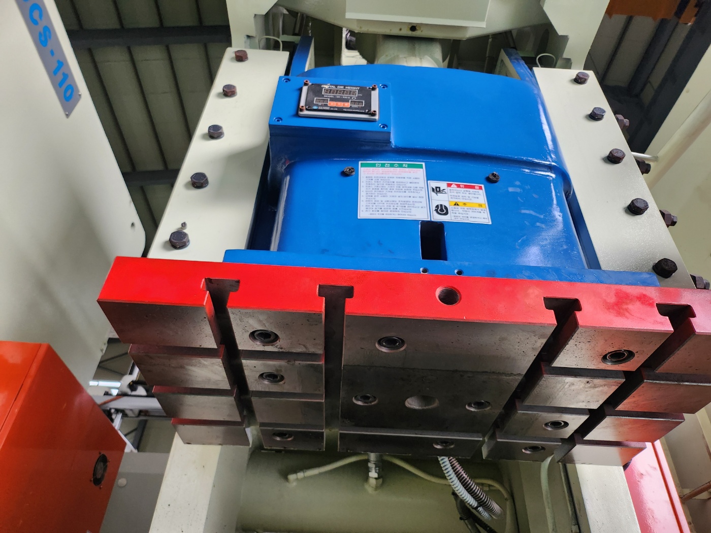 98655df7cf75b9c376875dc80c098924_1763168497_6932.jpg 98655df7cf75b9c376875dc80c098924_1763168497_6932.jpg