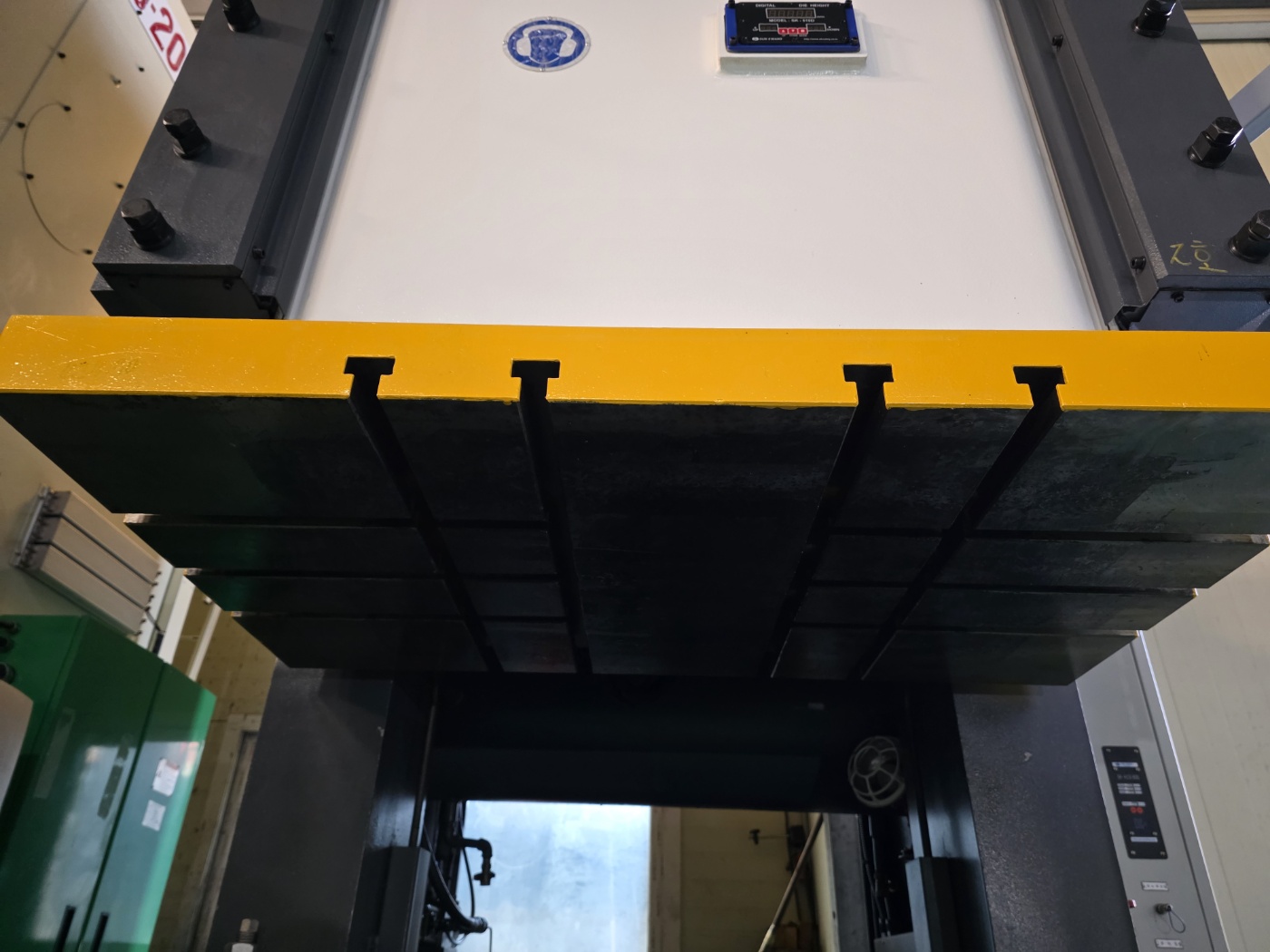 c2c96647c55af1d7c6168b757e1a14f7_1765957605_3598.jpg c2c96647c55af1d7c6168b757e1a14f7_1765957605_3598.jpg