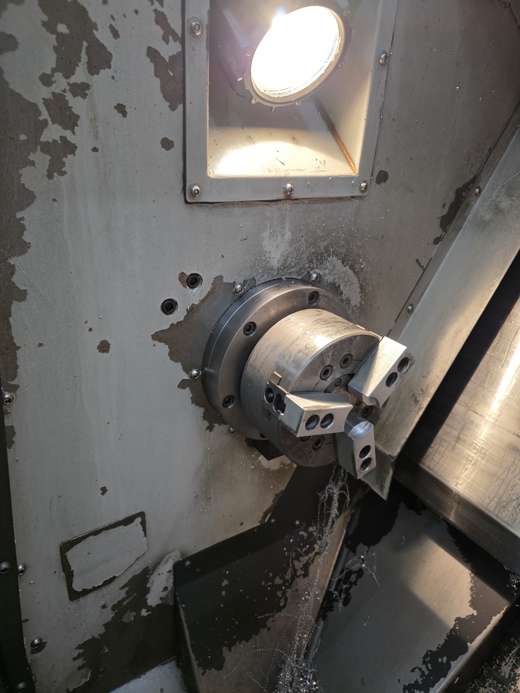 두산 CNC선반  6인치 갱타입  LYNX-220GS (2012년 7월)