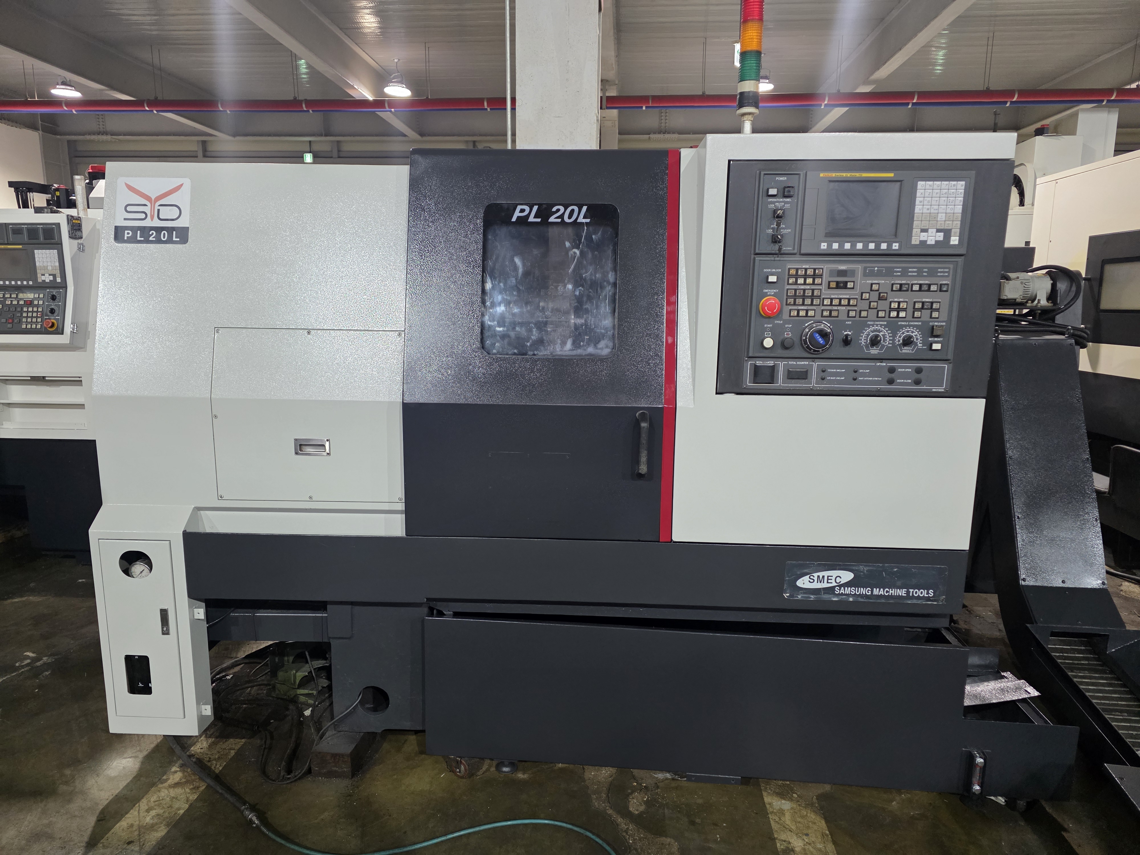 스맥8인치 CNC선반 PL-20L(2015년식)