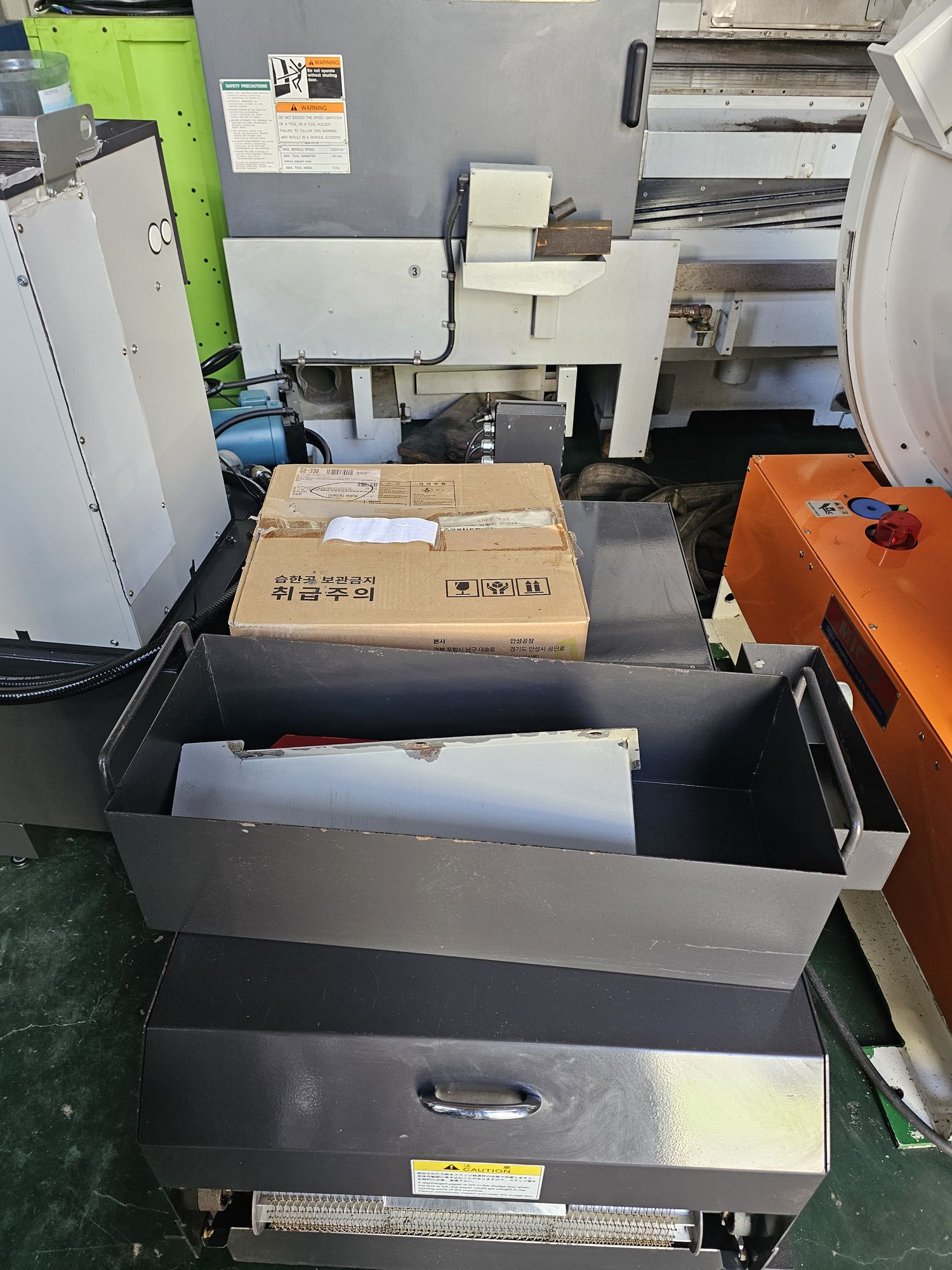 쓰가미 CNC원통연마기 G18-IISB, 쓰가미 CCN원통연삭기 G18-IISB, 쓰가미CNC원통연마기G18-IISB, 쓰가미원통연삭기G18-IISB, 쓰가미원통연마기G18-IISB