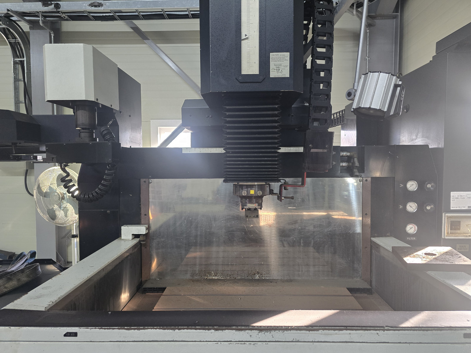 마키노 방전기 EDNC65-A16, 마키노 방전가공기 EDNC65-A16, 마키노방전기EDNC65-A16, 마키노방전가공기EDNC65-A16