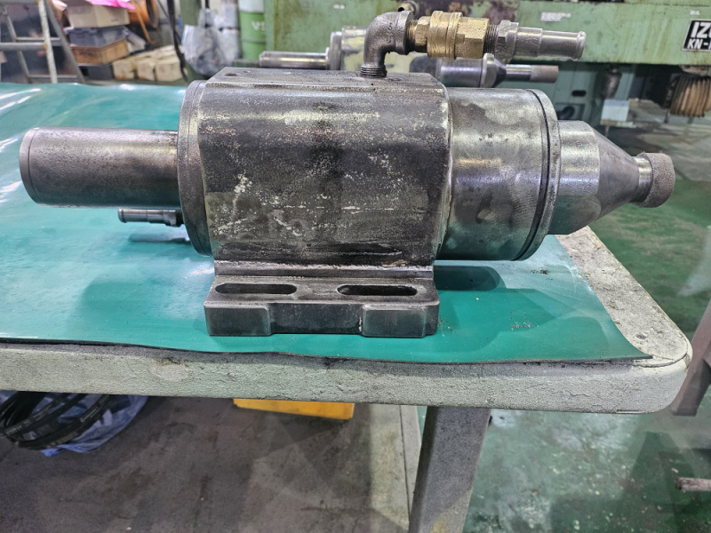 연삭기용 스핀들