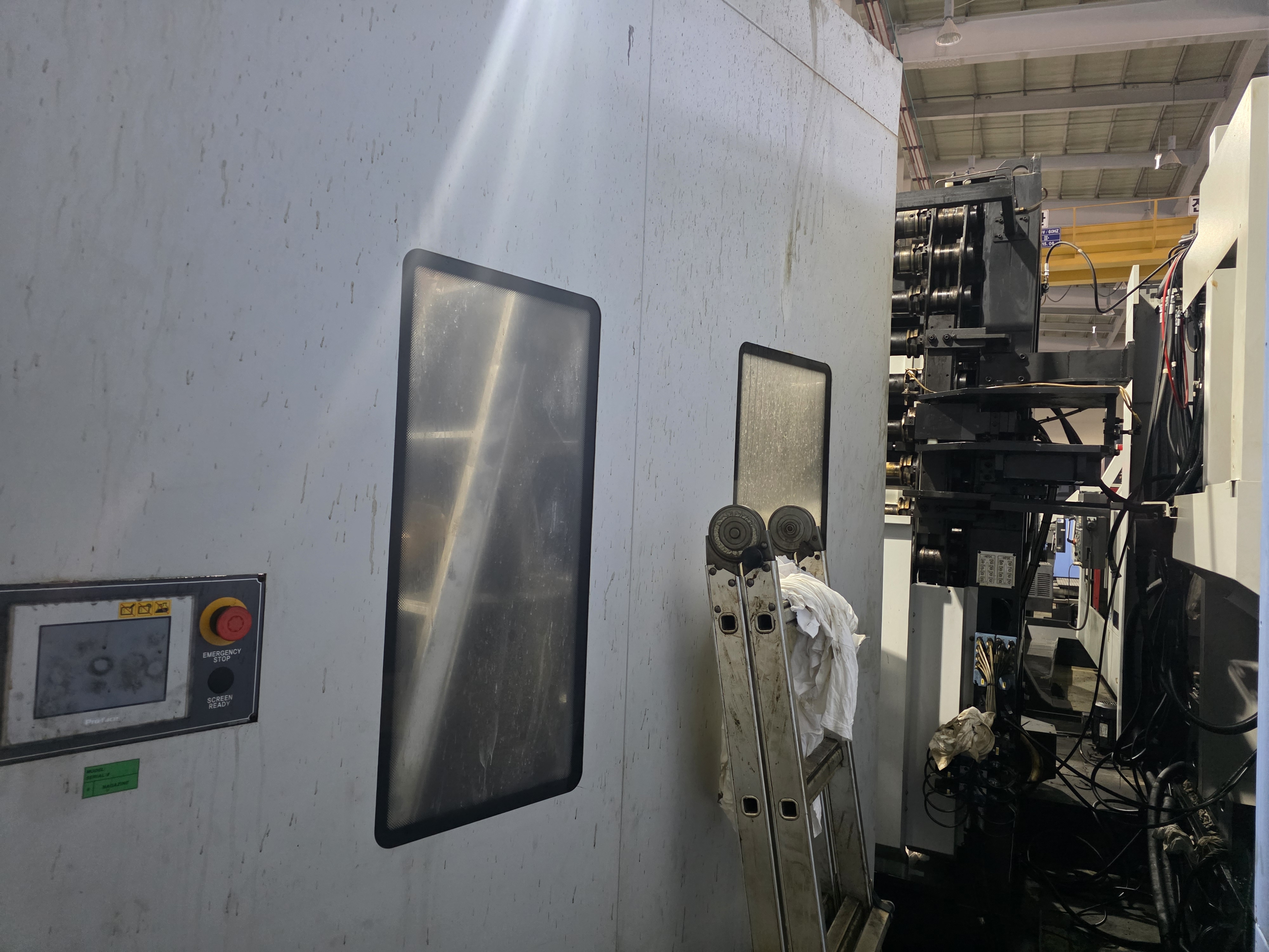 두산6호 호리젠탈머시닝센타 NHM-6300(2018년식) 3대