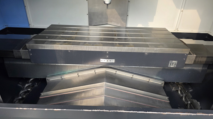 두산 머시닝센터(5호) DNM5700