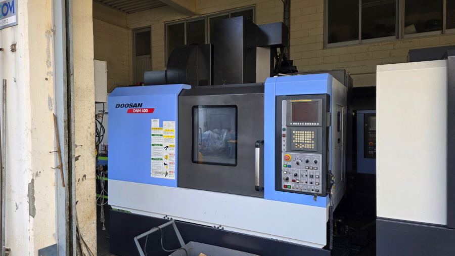 두산 머시닝센터(4호) DNM400