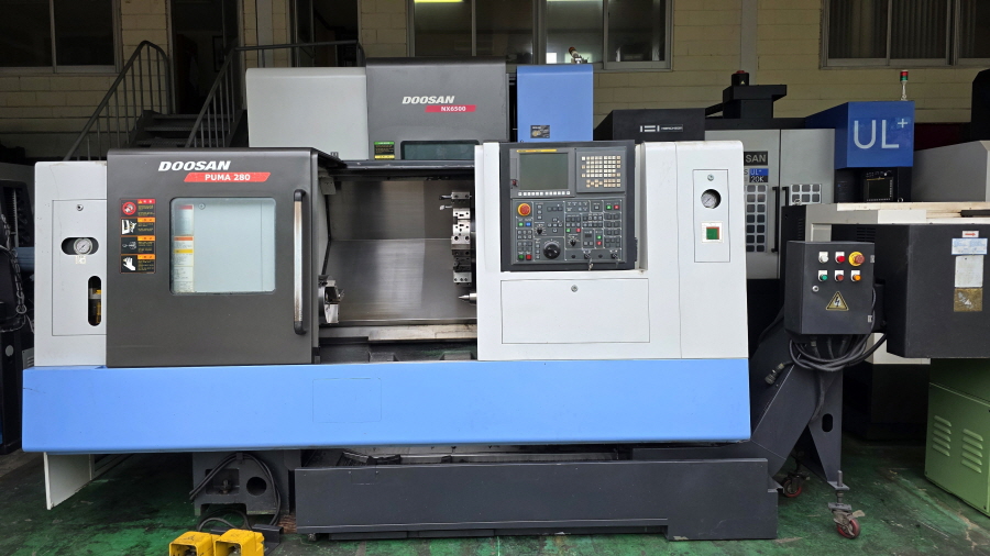두산 CNC선반 PUMA280