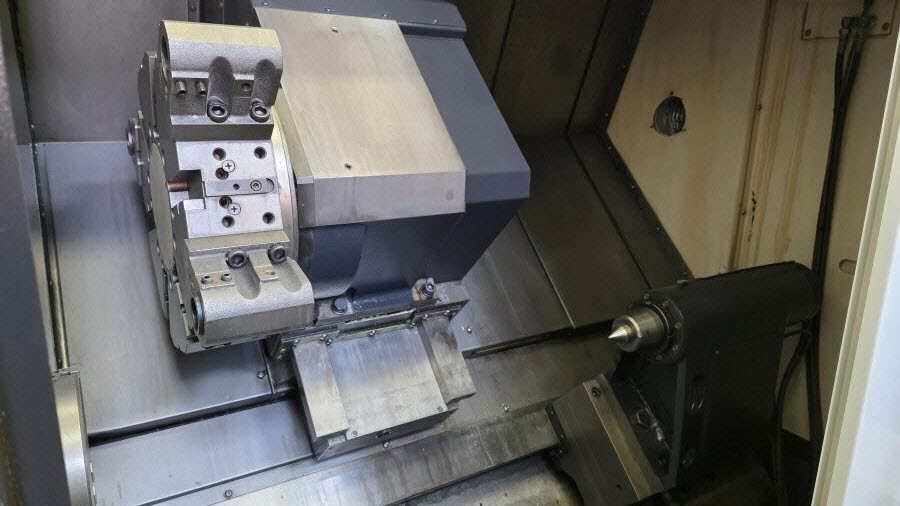 현대위아 CNC선반 L300A