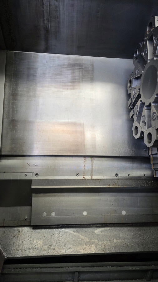 위아 CNC선반 SKT-28