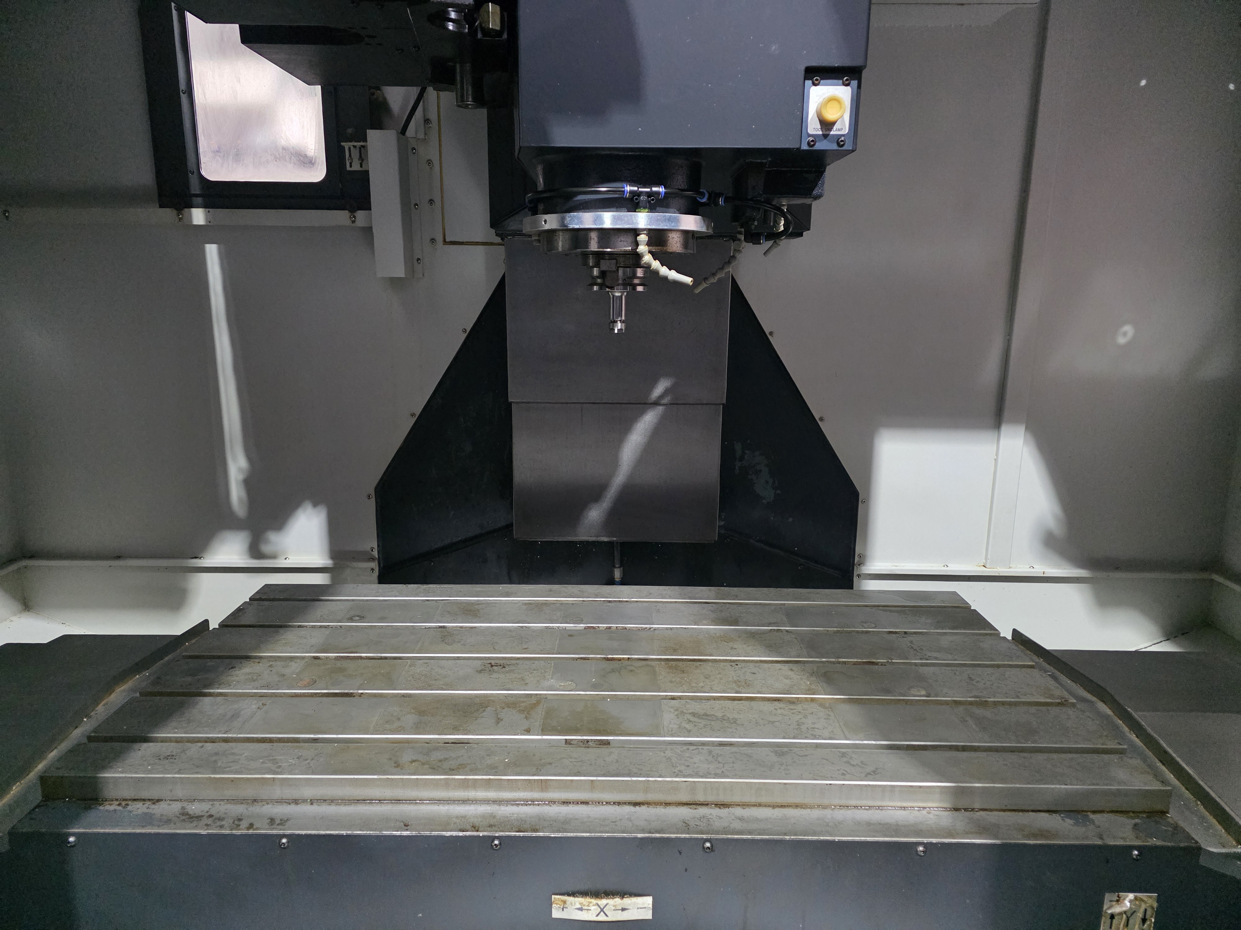 두산6호 머시닝센타 MYNX-6500/50(G/B) (2013년식)